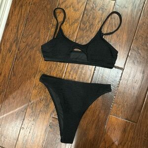 Black textured bikini